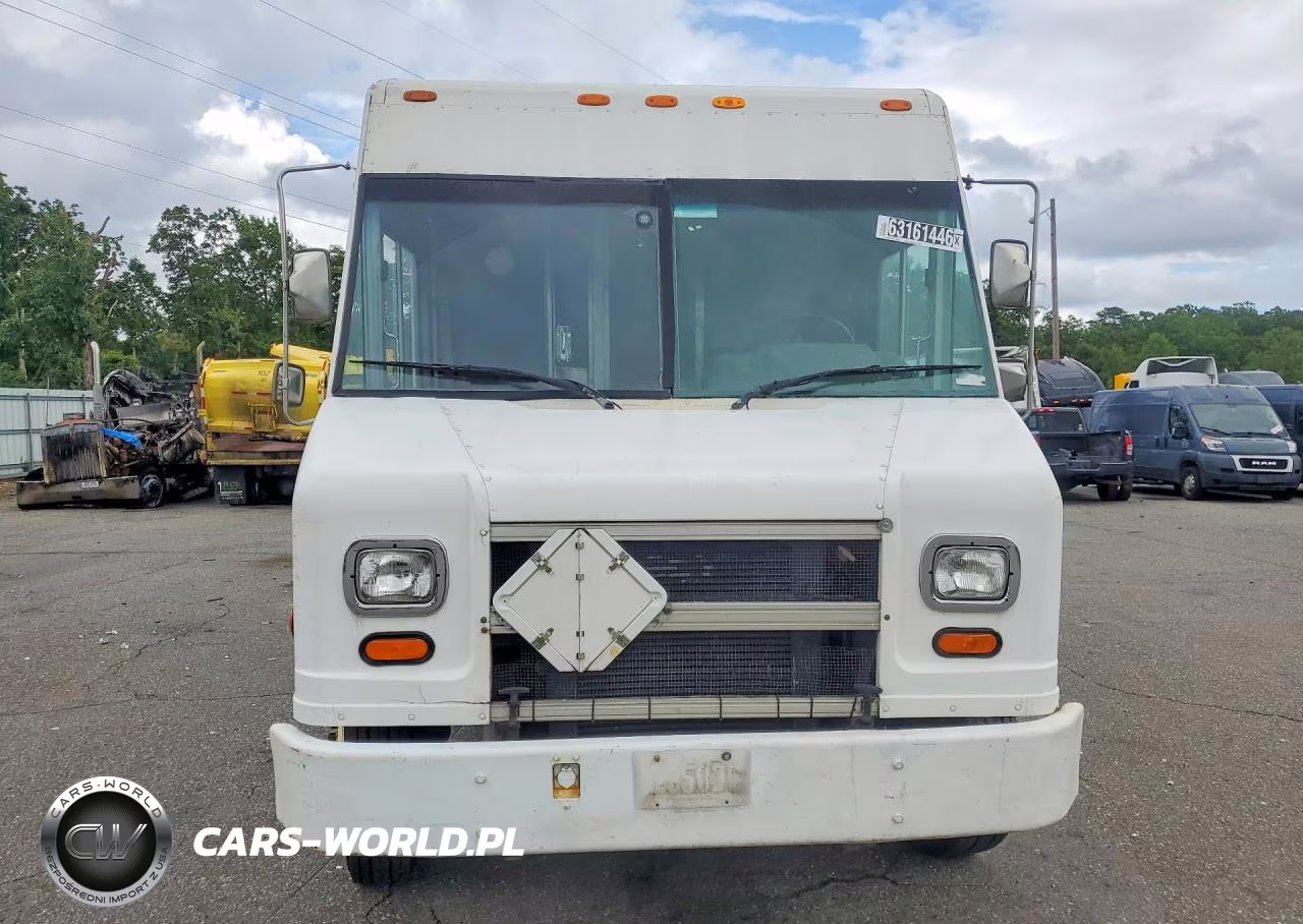 2001 Freightliner Chassis M Line Walk-In Van VIN:4UZAANBW71CH53250 - 5