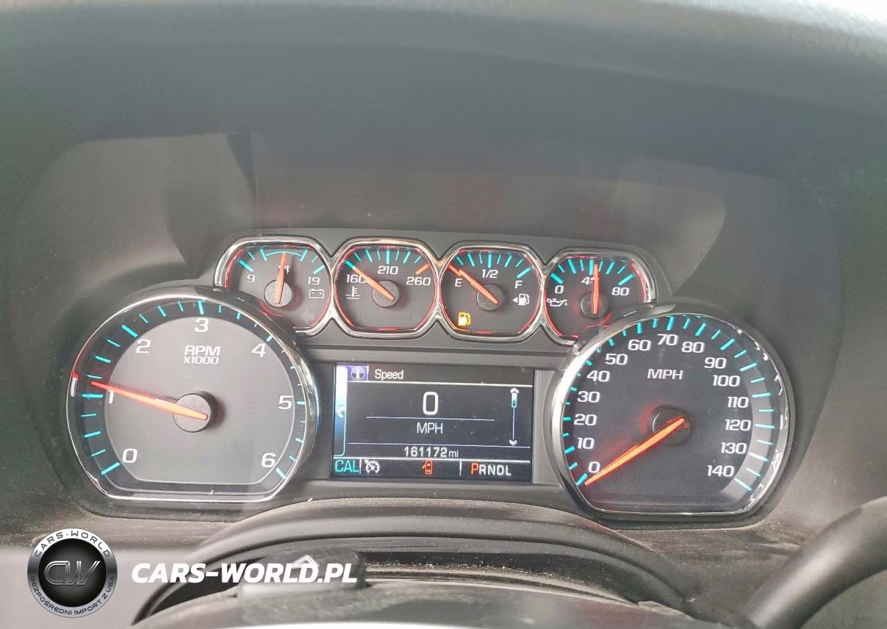 2018 Chevrolet Tahoe K1500 Ls VIN:1GNSKAEC1JR369448 - 9