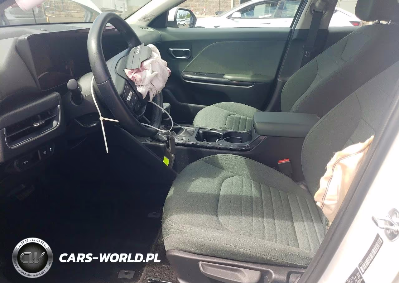 2025 Kia K4 Ex VIN:3KPFU4DE9SE004148 - 7