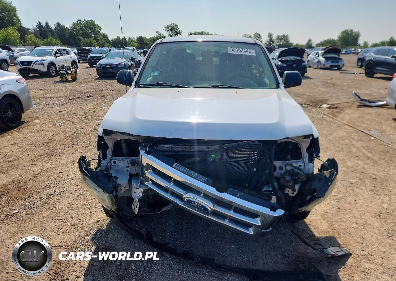 2010 Ford Escape Xls VIN:1FMCU0C70AKC90154 - 5
