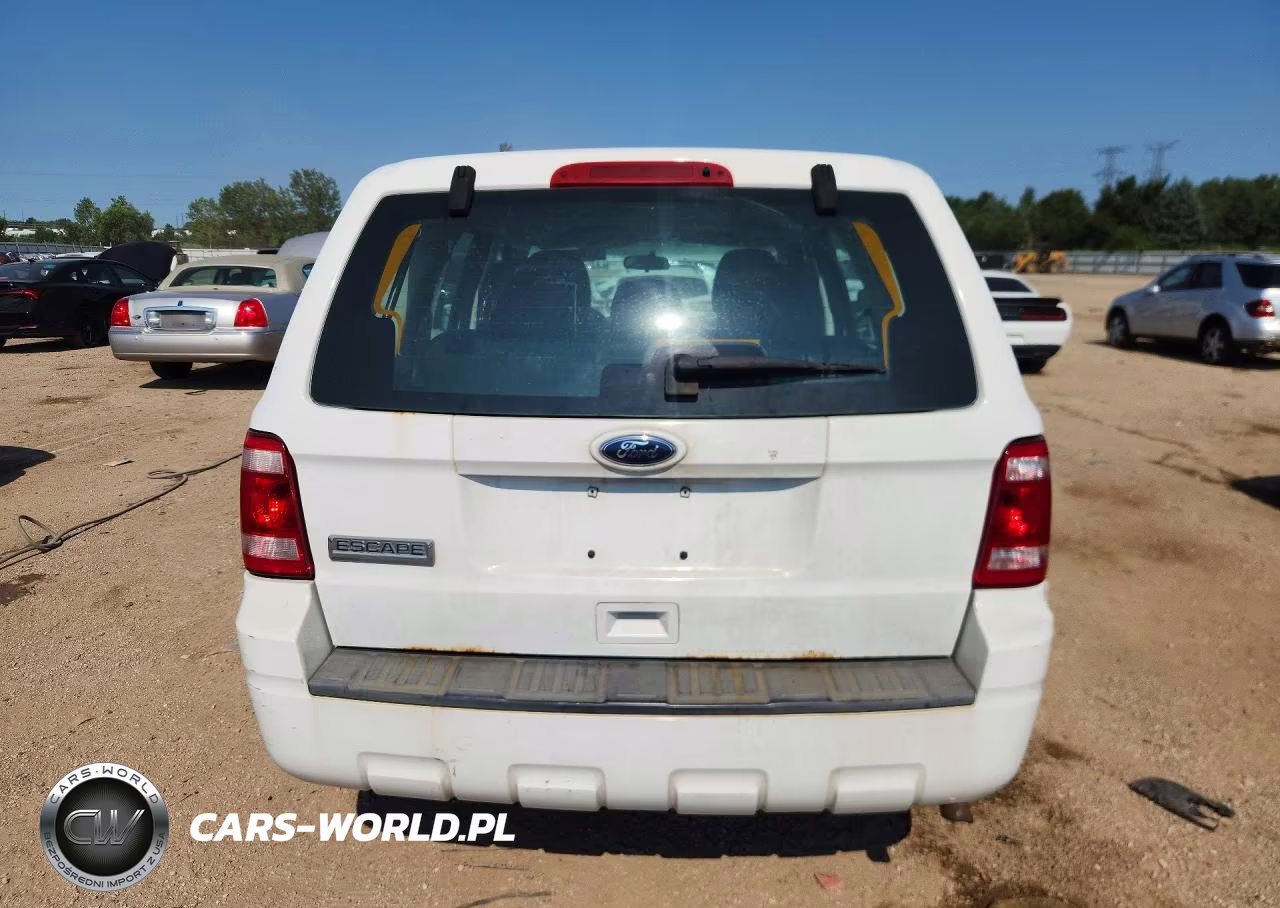 2010 Ford Escape Xls VIN:1FMCU0C70AKC90154 - 6