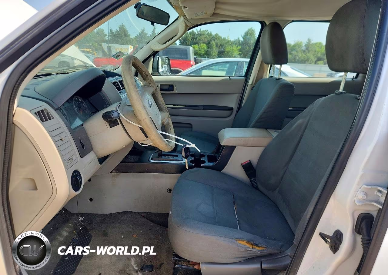 2010 Ford Escape Xls VIN:1FMCU0C70AKC90154 - 7