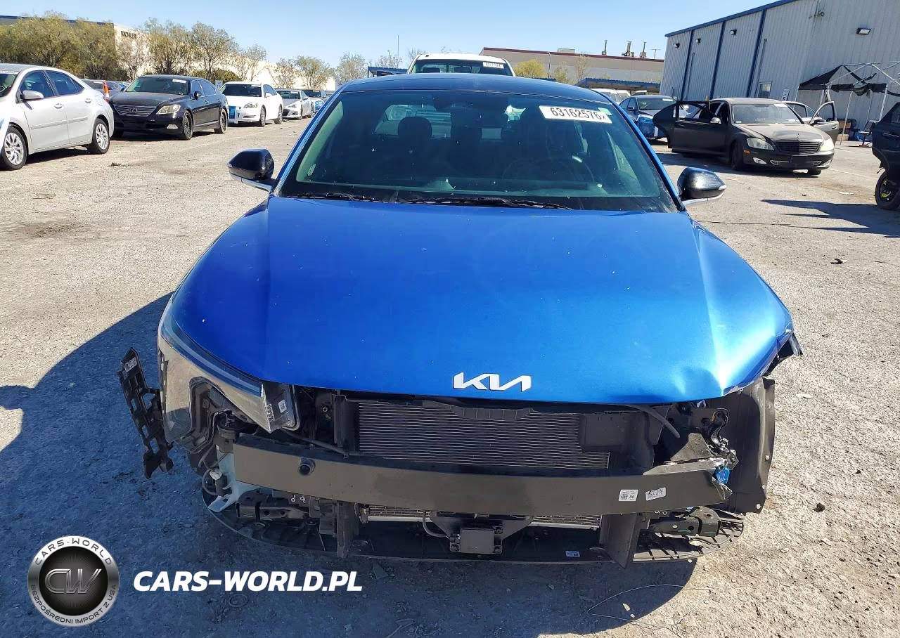 2025 Kia K4 Gt Line VIN:3KPFW4DE0SE252038 - 5