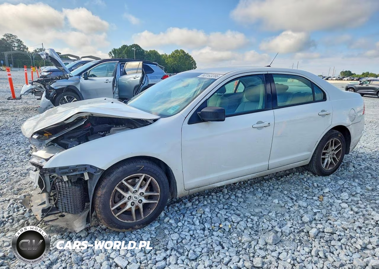2011 Ford Fusion S