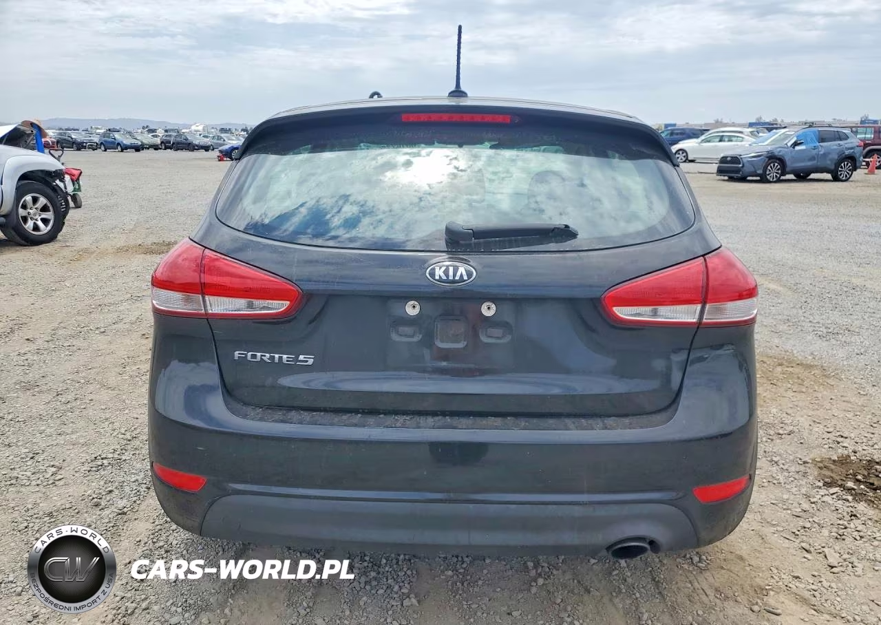 2018 Kia Forte5 Lx VIN:KNAFK5A87J5773636 - 6