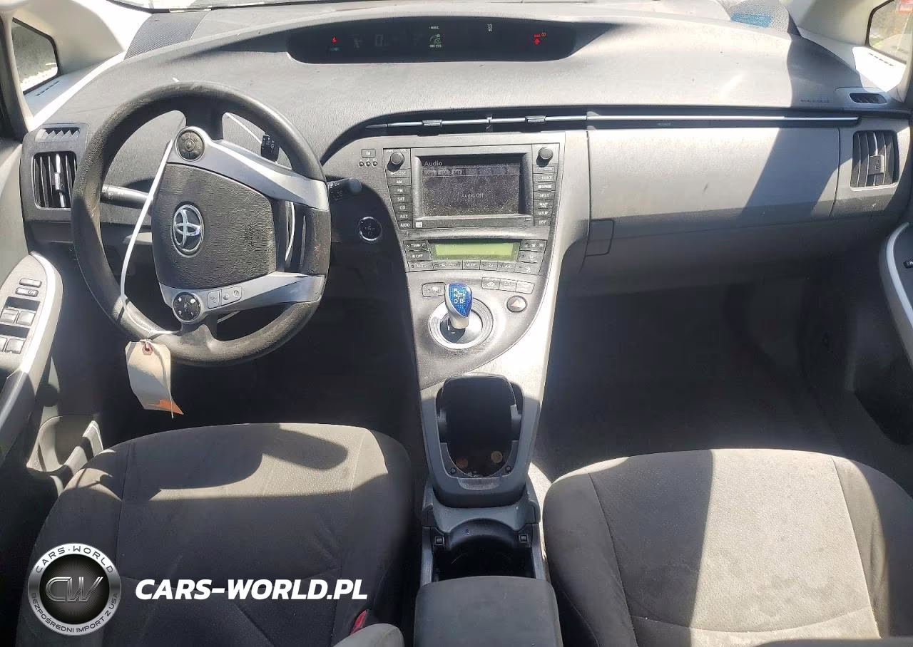 2011 Toyota Prius Three VIN:JTDKN3DU1B5285533 - 8