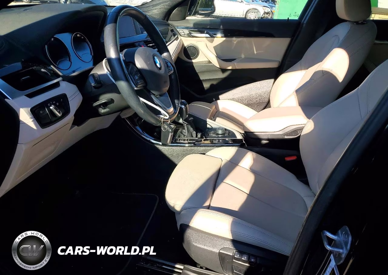 2018 BMW X2 xDrive28I VIN:WBXYJ5C38JEF80594 - 7