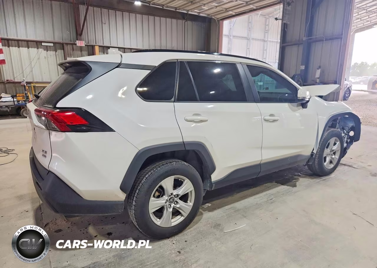 2019 Toyota Rav 4 VIN:2T3P1RFV2KW059536 - 3