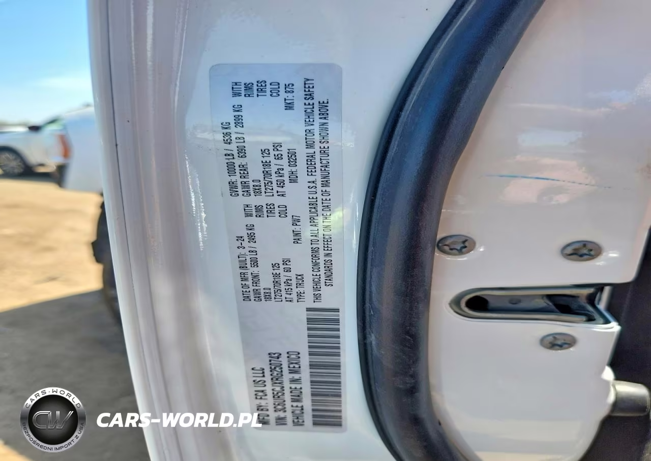 2024 Ram 2500 Tradesman VIN:3C6UR5CJXRG250743 - 13