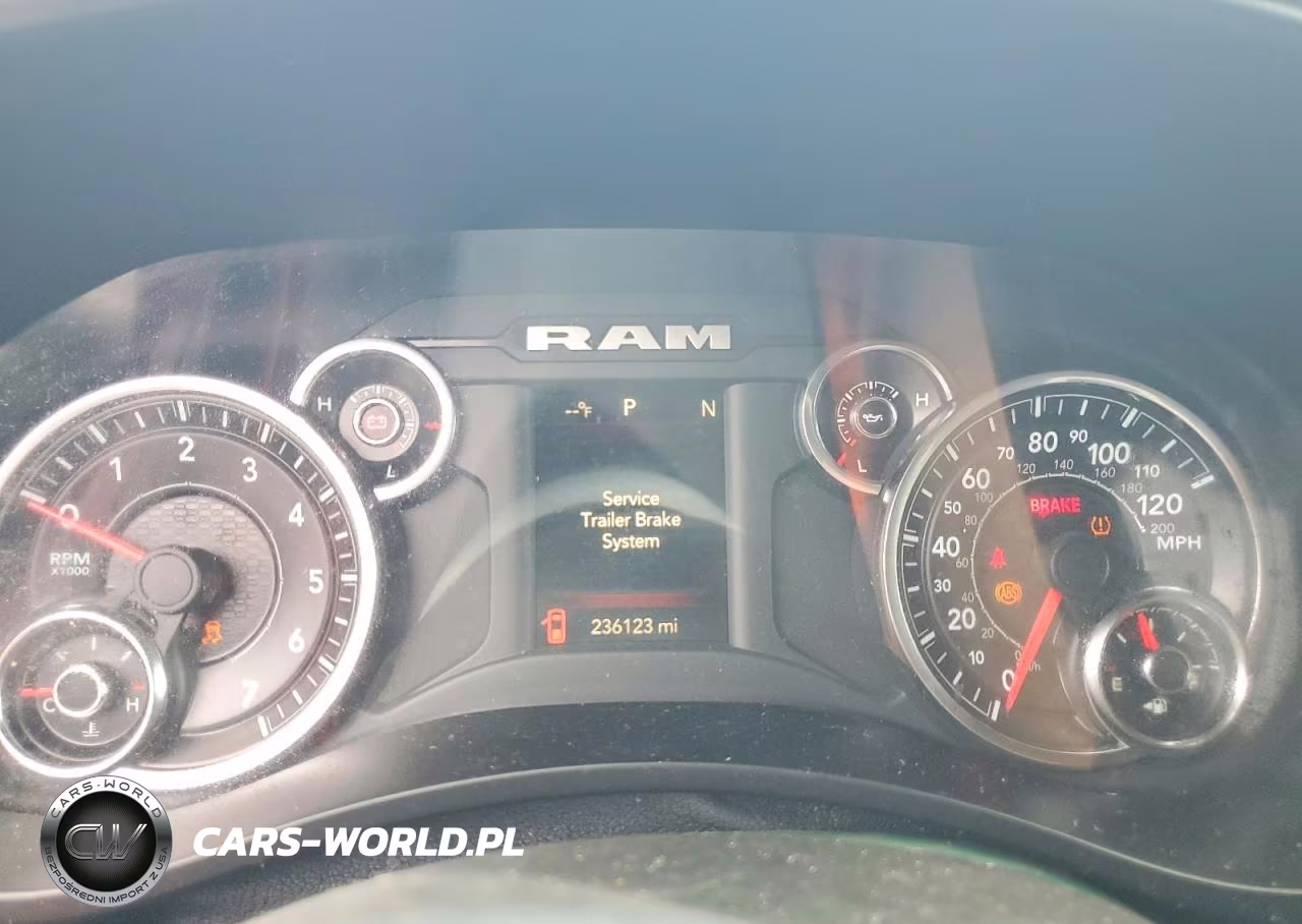 2021 Ram 2500 Tradesman VIN:3C6UR5CJ3MG622982 - 9