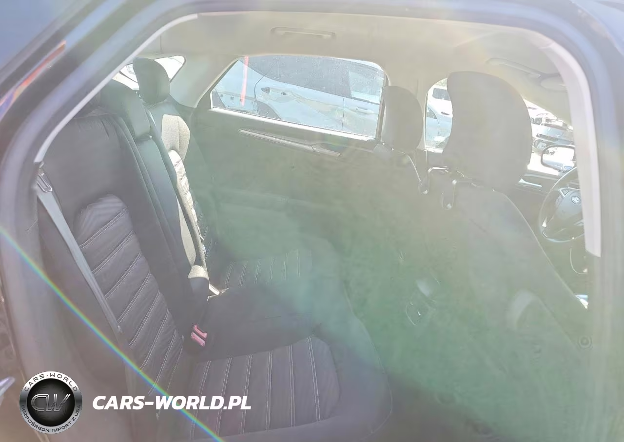2016 Ford Fusion Se VIN:3FA6P0H73GR113058 - 10