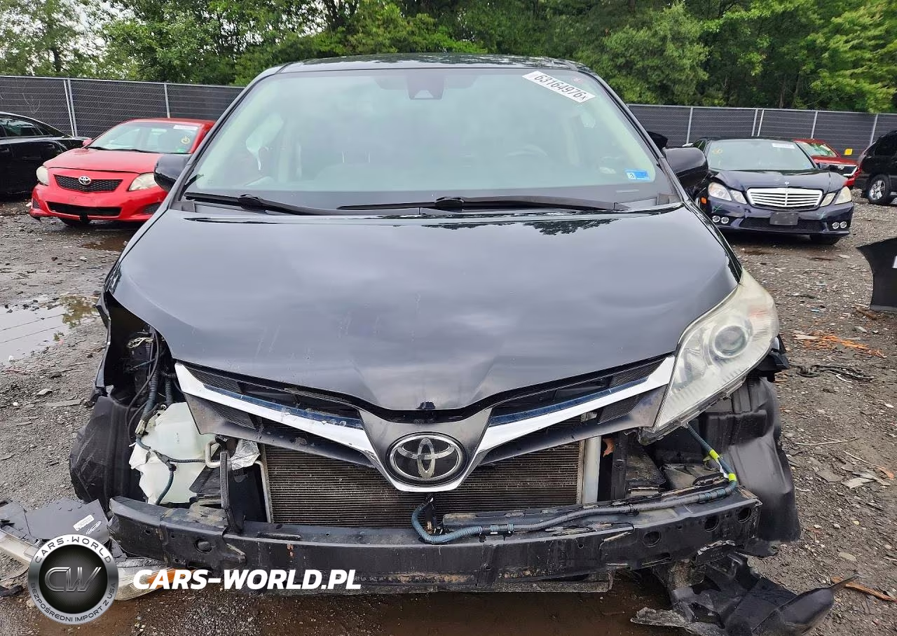 2019 Toyota Sienna Le VIN:5TDKZ3DC7KS990519 - 5