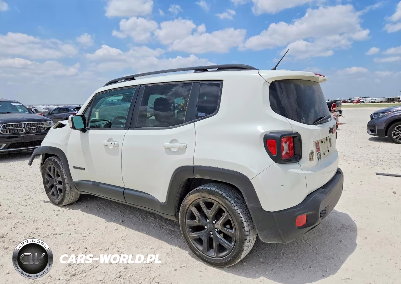2017 Jeep Renegade Latitude VIN:ZACCJABB4HPG15722 - 2