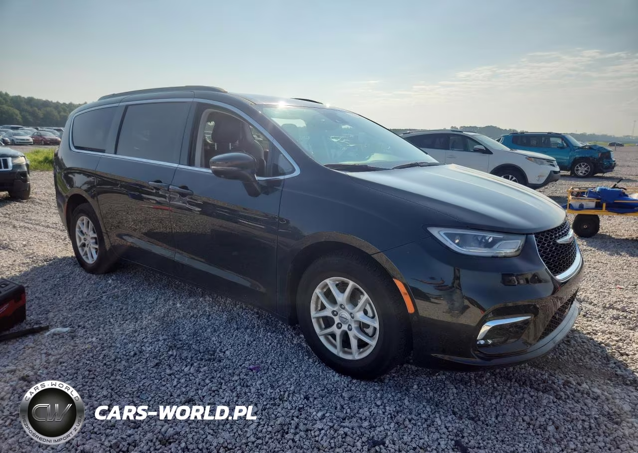 2022 Chrysler Pacifica Touring L VIN:2C4RC1BG7NR145712 - 4