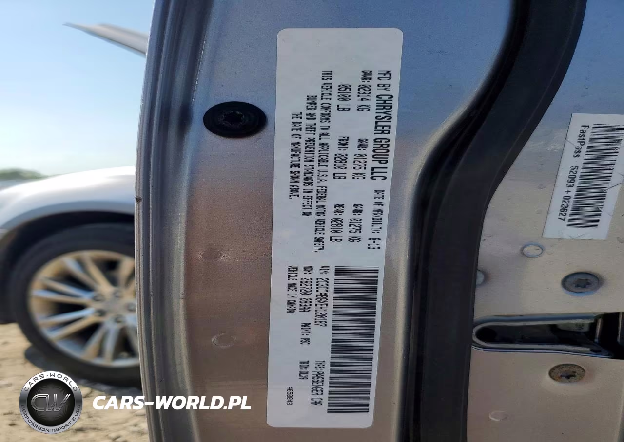 2014 Chrysler 300 S VIN:2C3CCABGXEH120187 - 12
