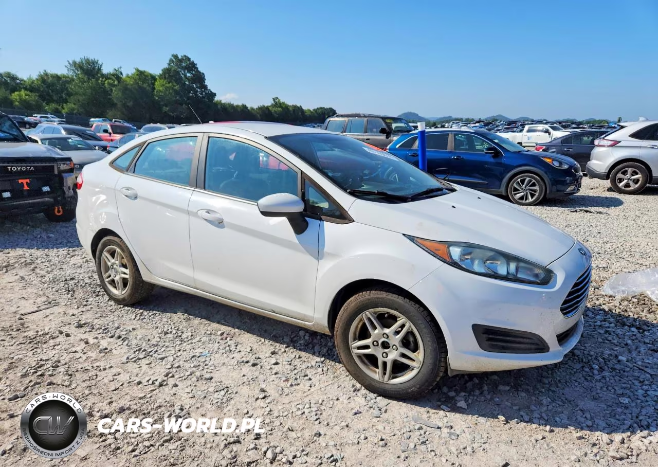 2017 Ford Fiesta Se VIN:3FADP4BJ8HM104843 - 4