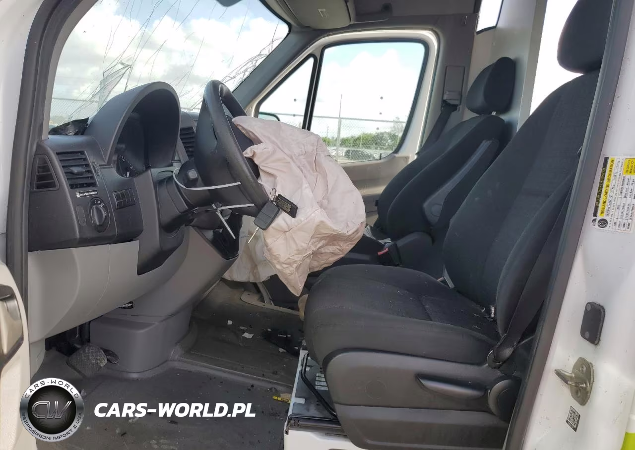 2017 Mercedes-Benz Sprinter 2500 VIN:WD3PE7CD7HP578780 - 7