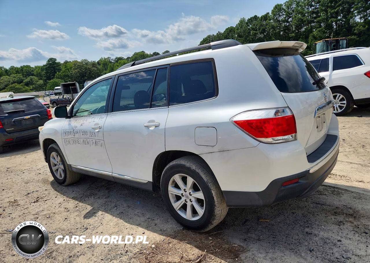 2013 Toyota Highlander Plus VIN:5TDBK3EH4DS193677 - 2