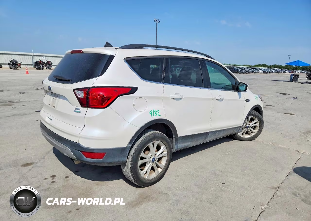 2019 Ford Escape Sel VIN:1FMCU0HD1KUA99766 - 3