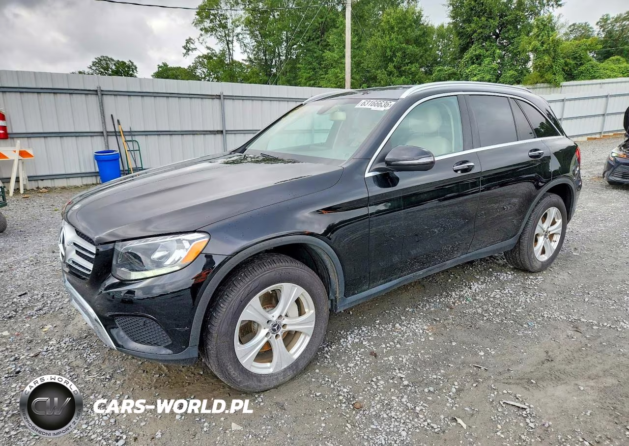 2017 Mercedes-Benz Glc 300 – zdjęcie 1 z 13