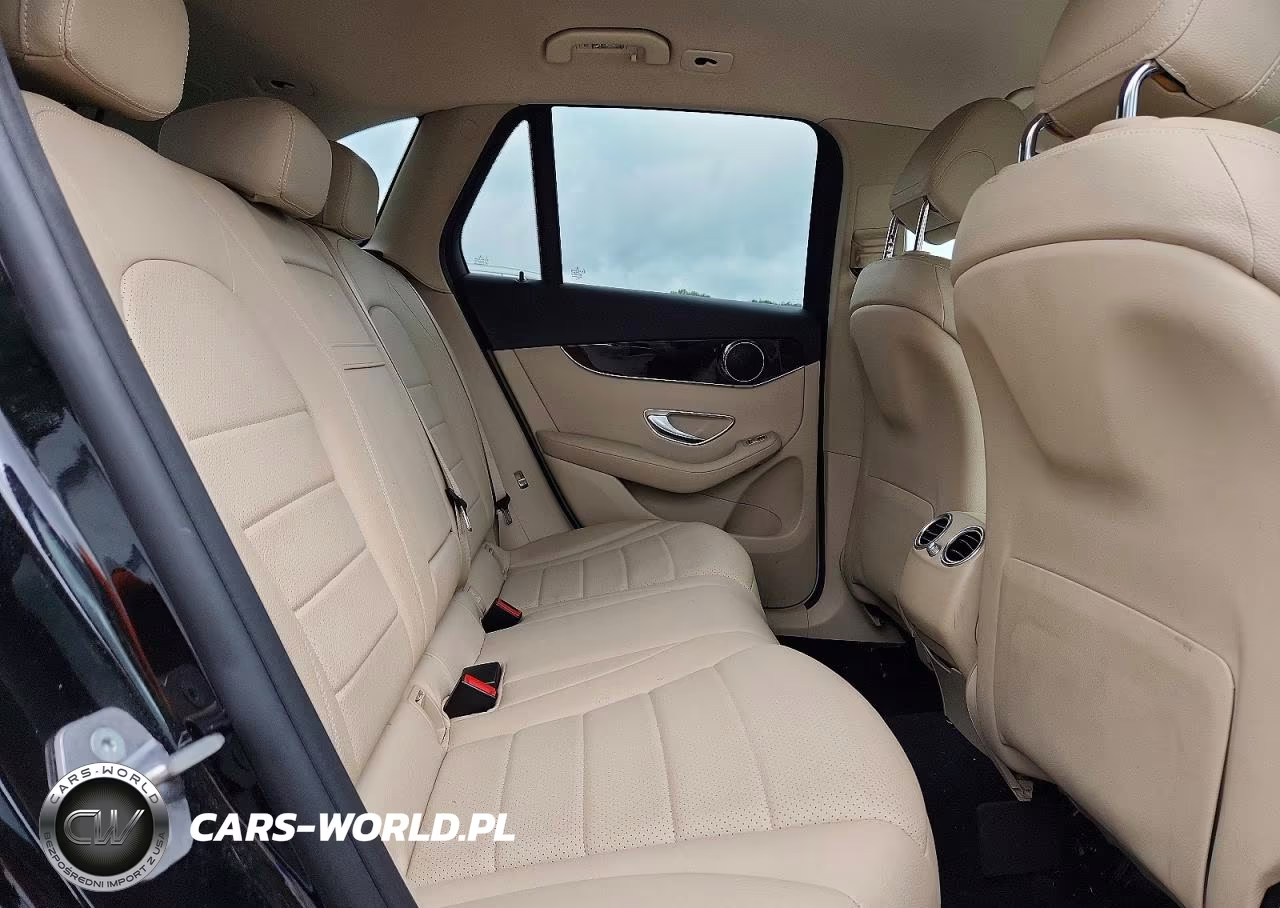 2017 Mercedes-Benz Glc 300 VIN:WDC0G4JB7HV011024 - 11