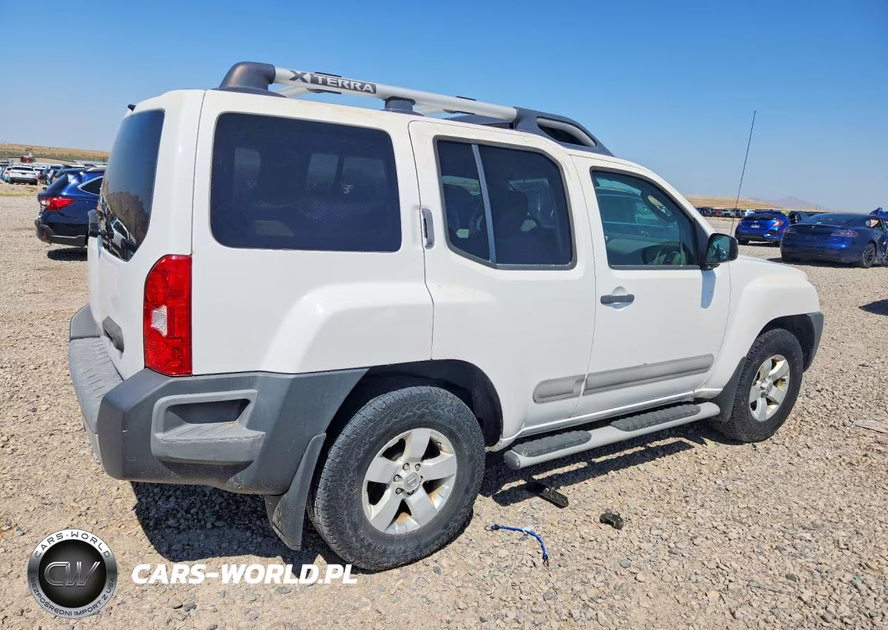 2011 Nissan Xterra X VIN:5N1AN0NW8BC504375 - 3
