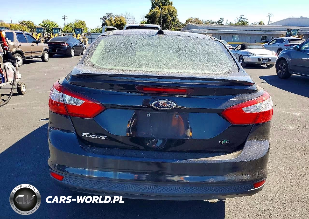 2012 Ford Focus Se VIN:1FAHP3F22CL244458 - 6