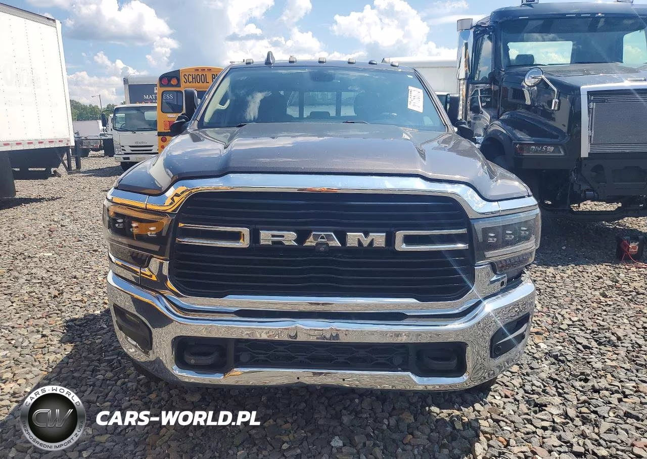 2019 Ram 3500 Big Horn VIN:3C63RRHL8KG525125 - 5