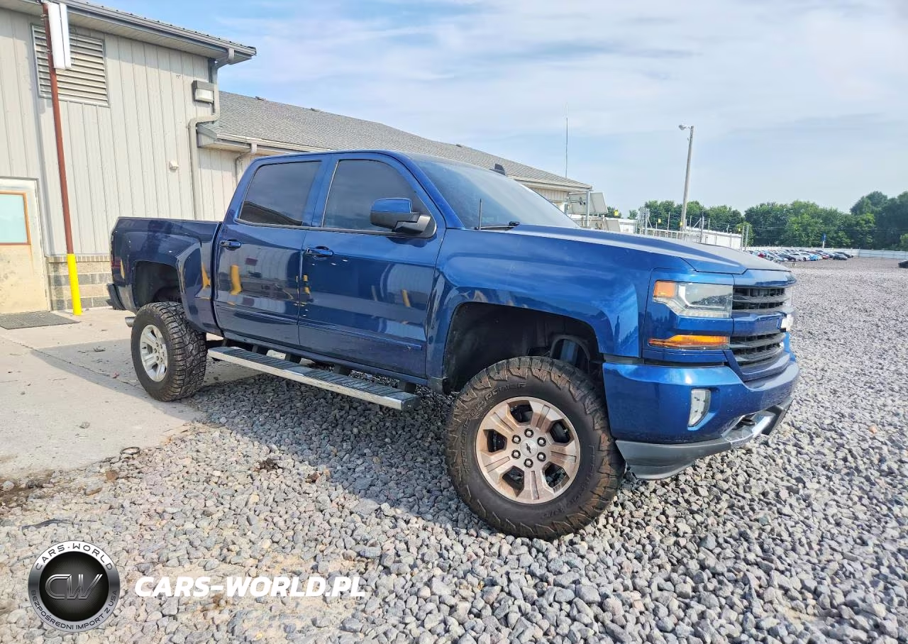 2017 Chevrolet Silverado K1500 Lt VIN:3GCUKREC6HG519337 - 4
