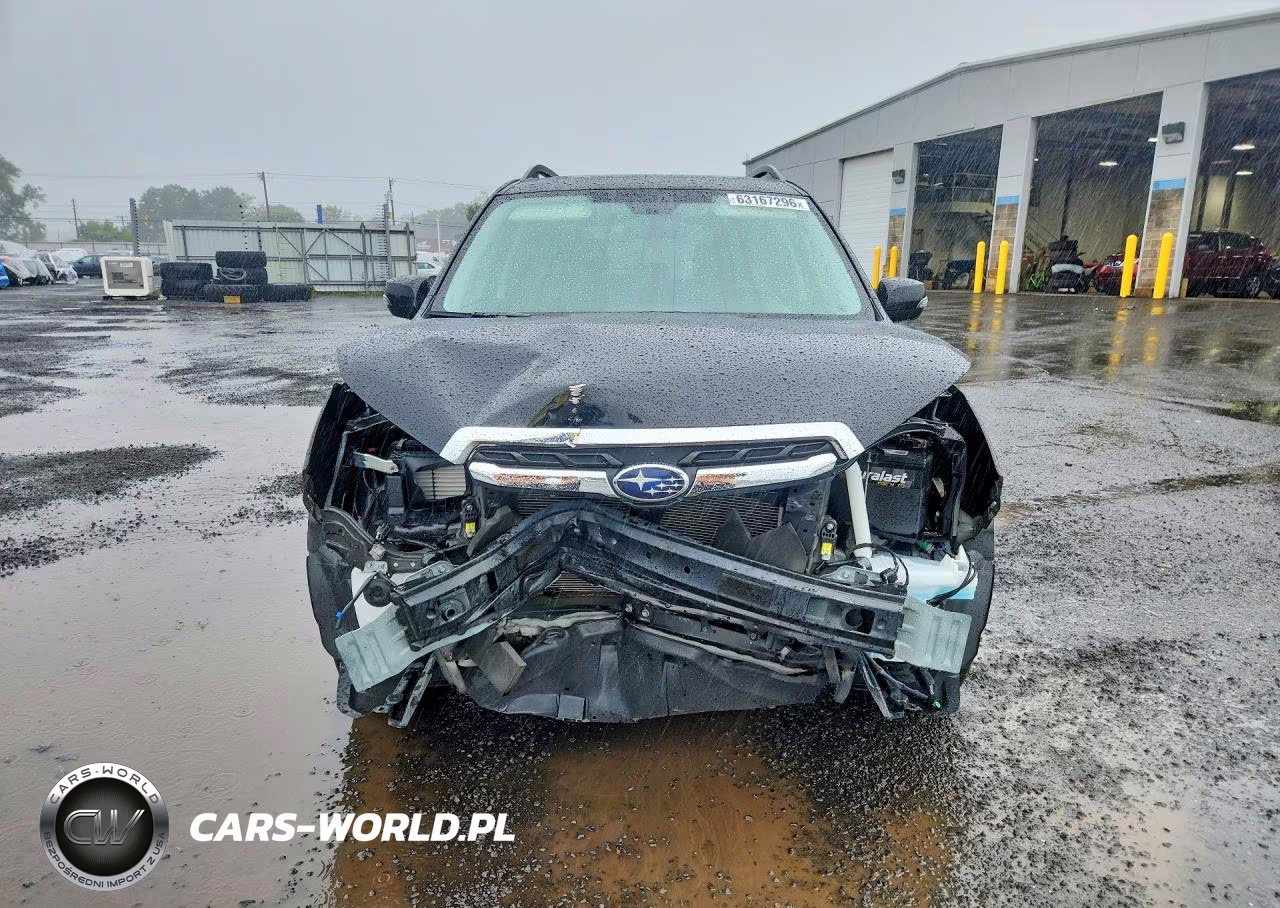 2018 Subaru Forester 2.5I Touring VIN:JF2SJAWC8JH531089 - 5