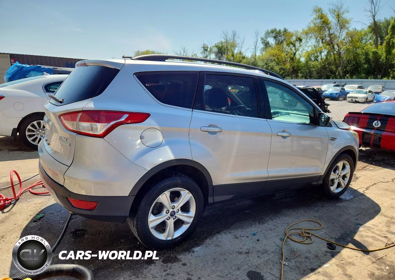 2015 Ford Escape Se VIN:1FMCU0GX6FUA64674 - 3