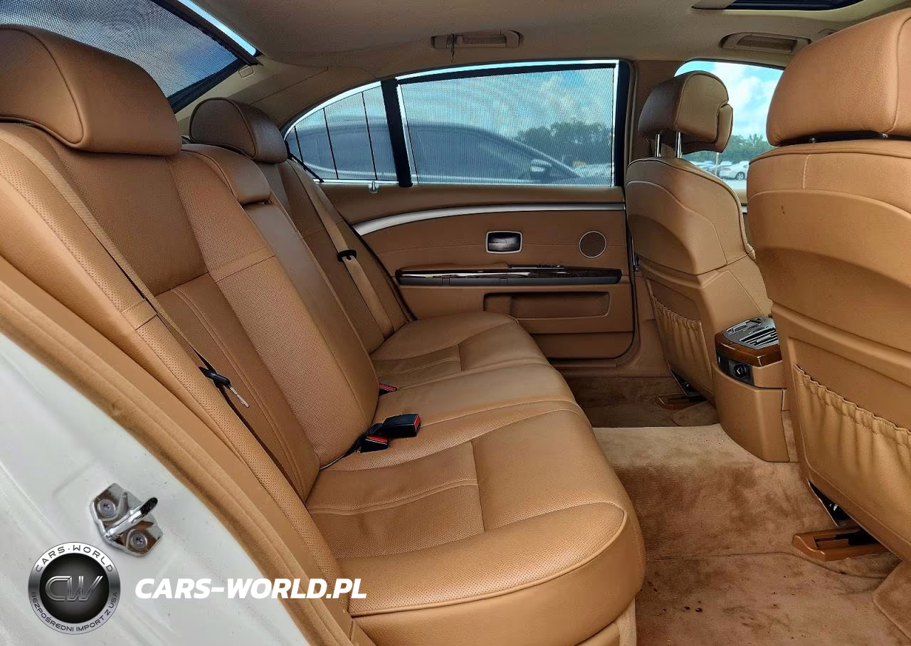 2006 BMW 750 Li VIN:WBAHN835X6DT36988 - 10