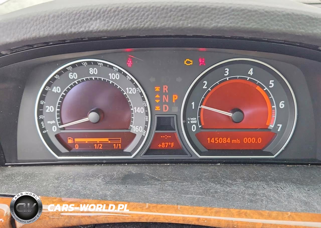 2006 BMW 750 Li VIN:WBAHN835X6DT36988 - 9