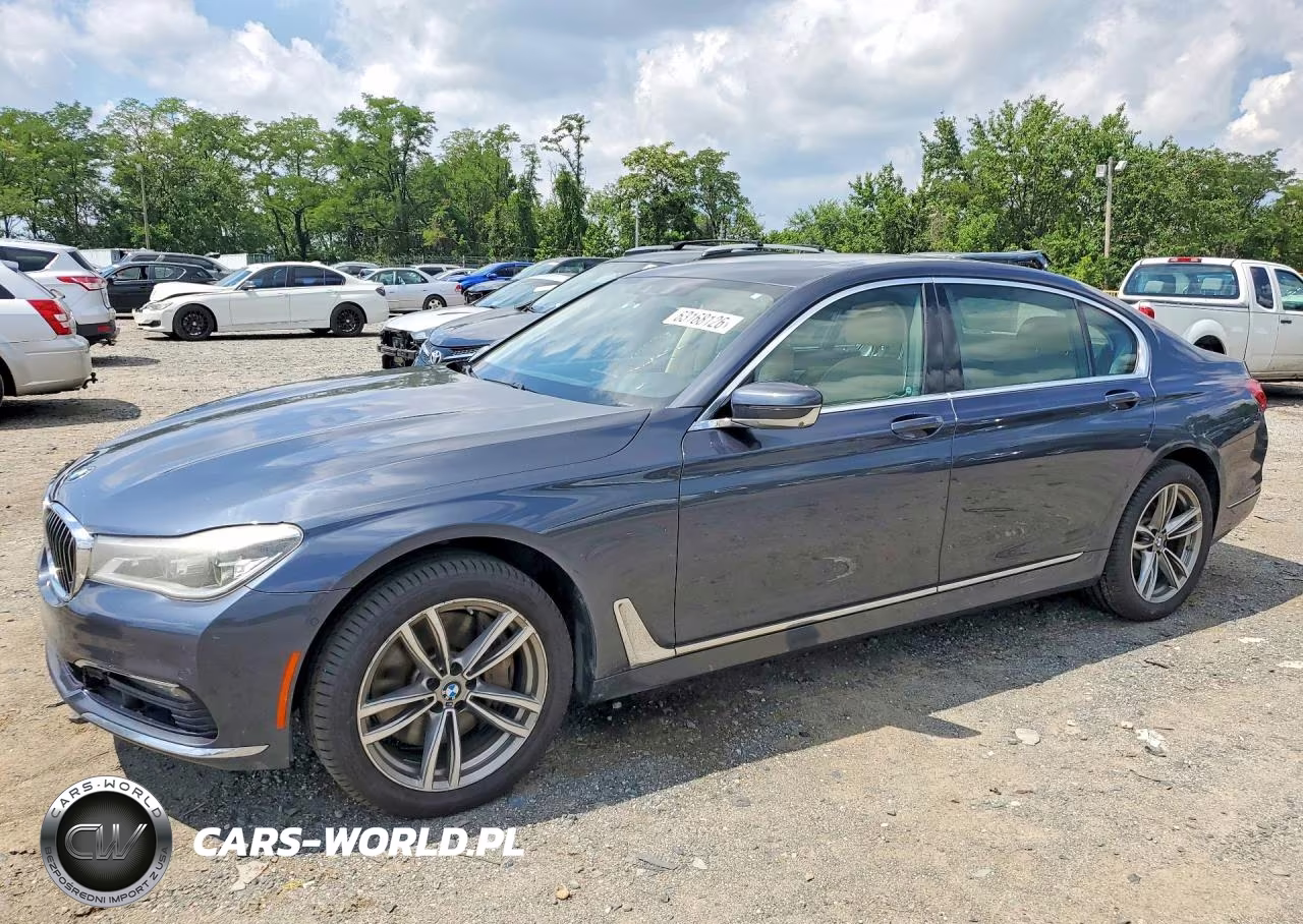 2016 BMW 750 Xi