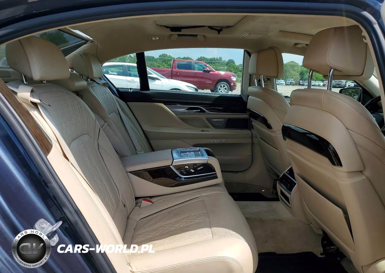 2016 BMW 750 Xi VIN:WBA7F2C57GG419641 - 10