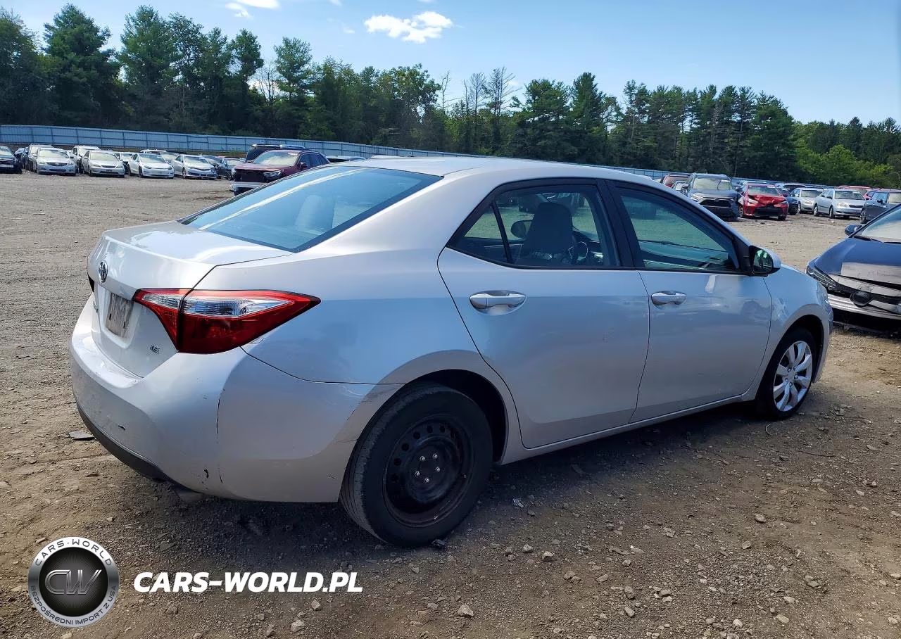 2016 Toyota Corolla Le VIN:5YFBURHE0GP525254 - 3