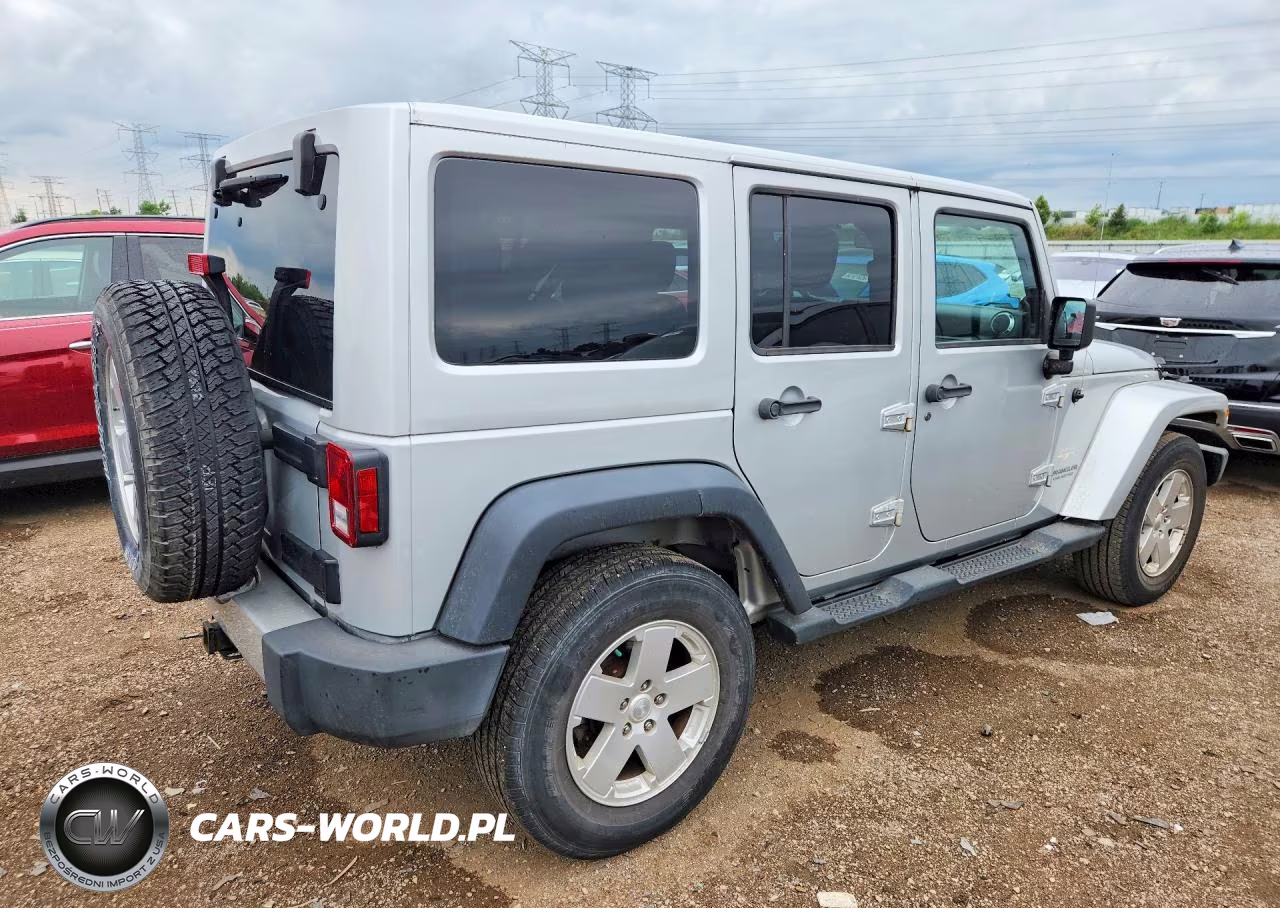 2012 Jeep Wrangler Unlimited Sahara VIN:1C4HJWEG8CL232678 - 3