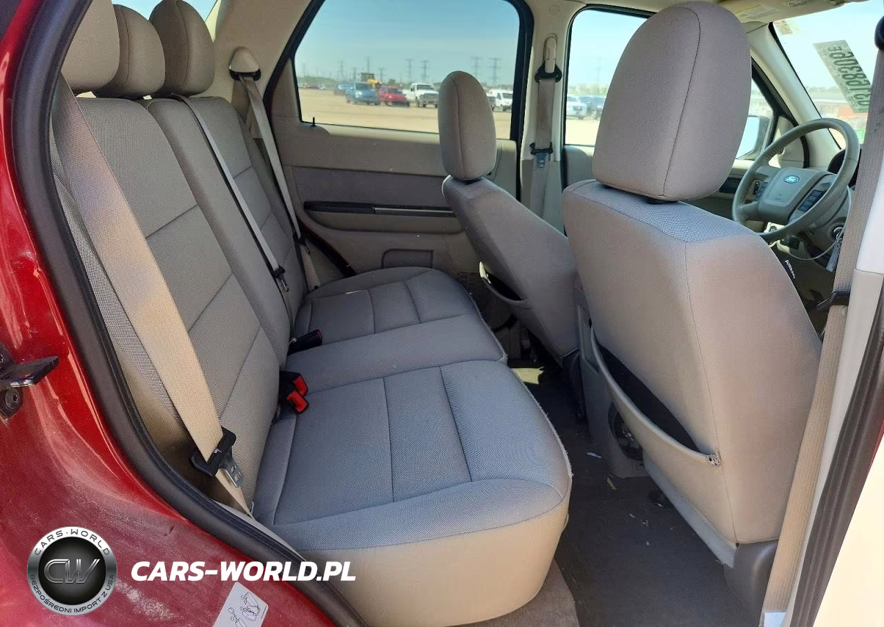 2010 Ford Escape Xlt VIN:1FMCU9DG7AKC63987 - 10