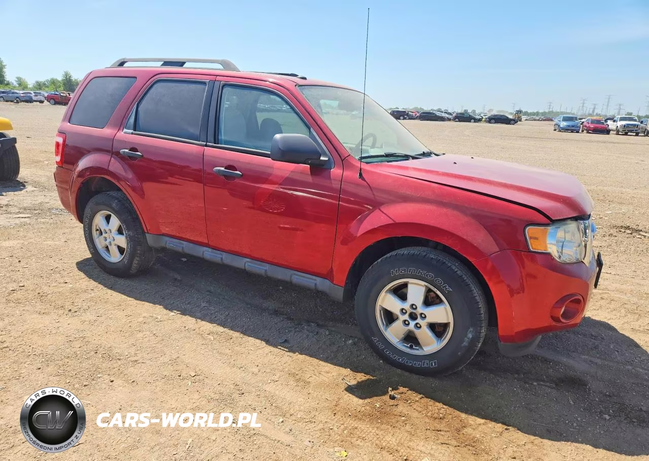 2010 Ford Escape Xlt VIN:1FMCU9DG7AKC63987 - 4