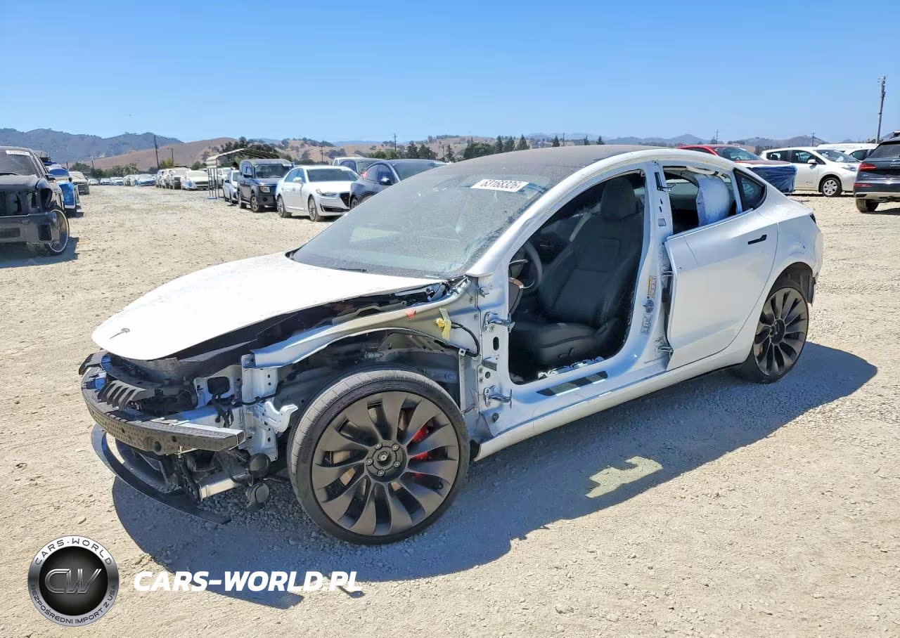 2023 Tesla Model 3 – zdjęcie 1 z 13