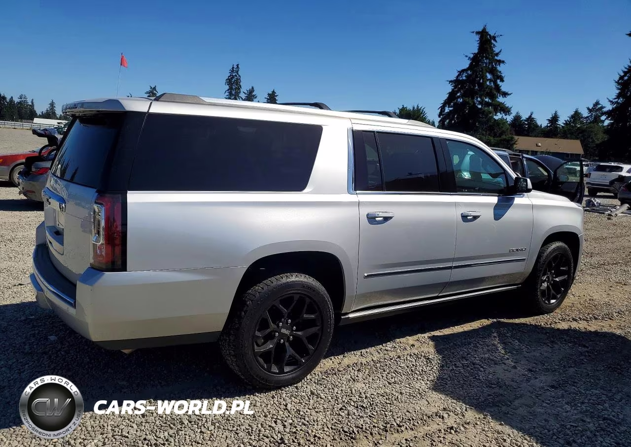 2020 GMC Yukon Xl 4Wd Denali VIN:1GKS2HKJ2LR255616 - 3