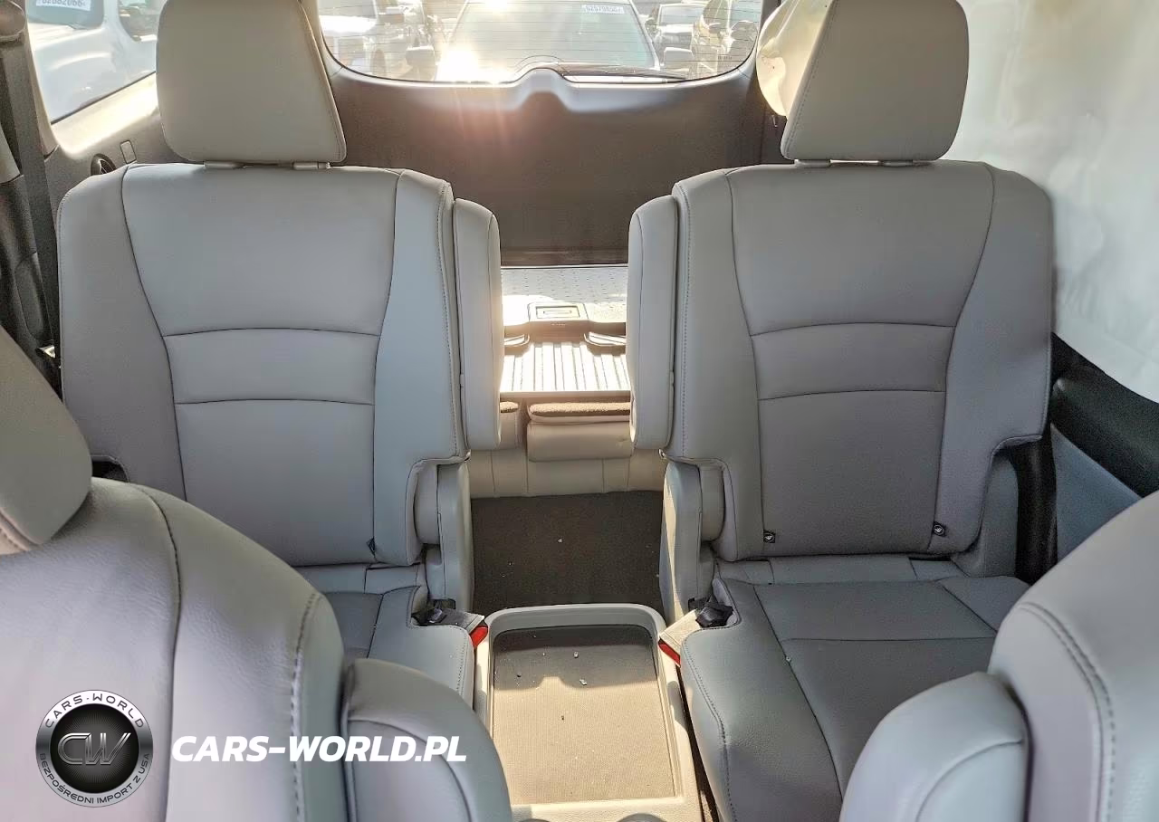 2022 Honda Pilot Touring VIN:5FNYF5H68NB013403 - 10