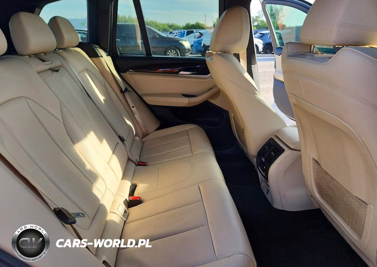 2019 BMW X3 Sdrive30I VIN:5UXTR7C51KLF27065 - 11