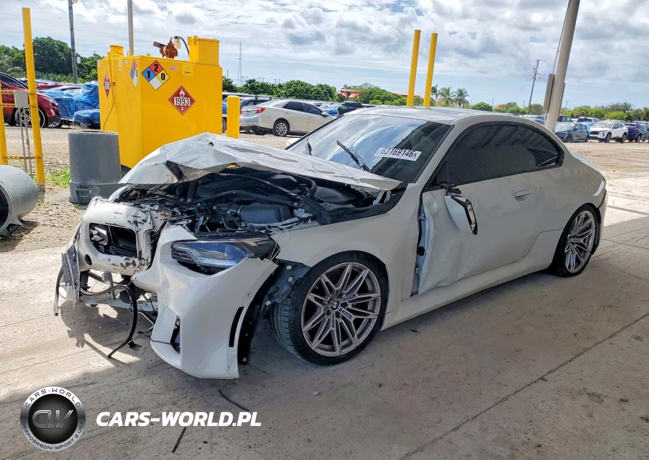 2025 BMW M2