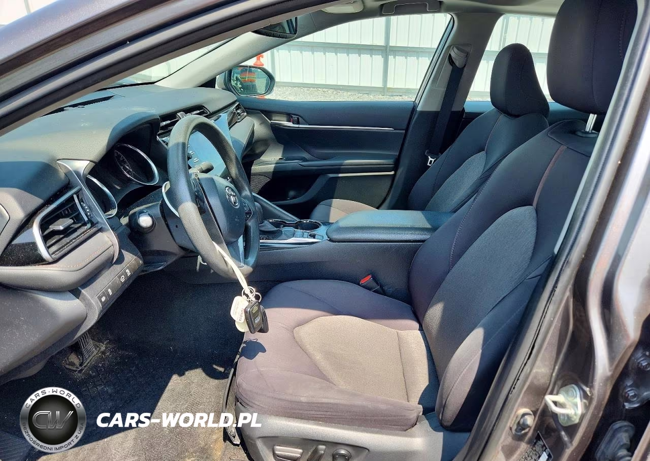 2020 Toyota Camry Le VIN:4T1E31AK7LU014392 - 7
