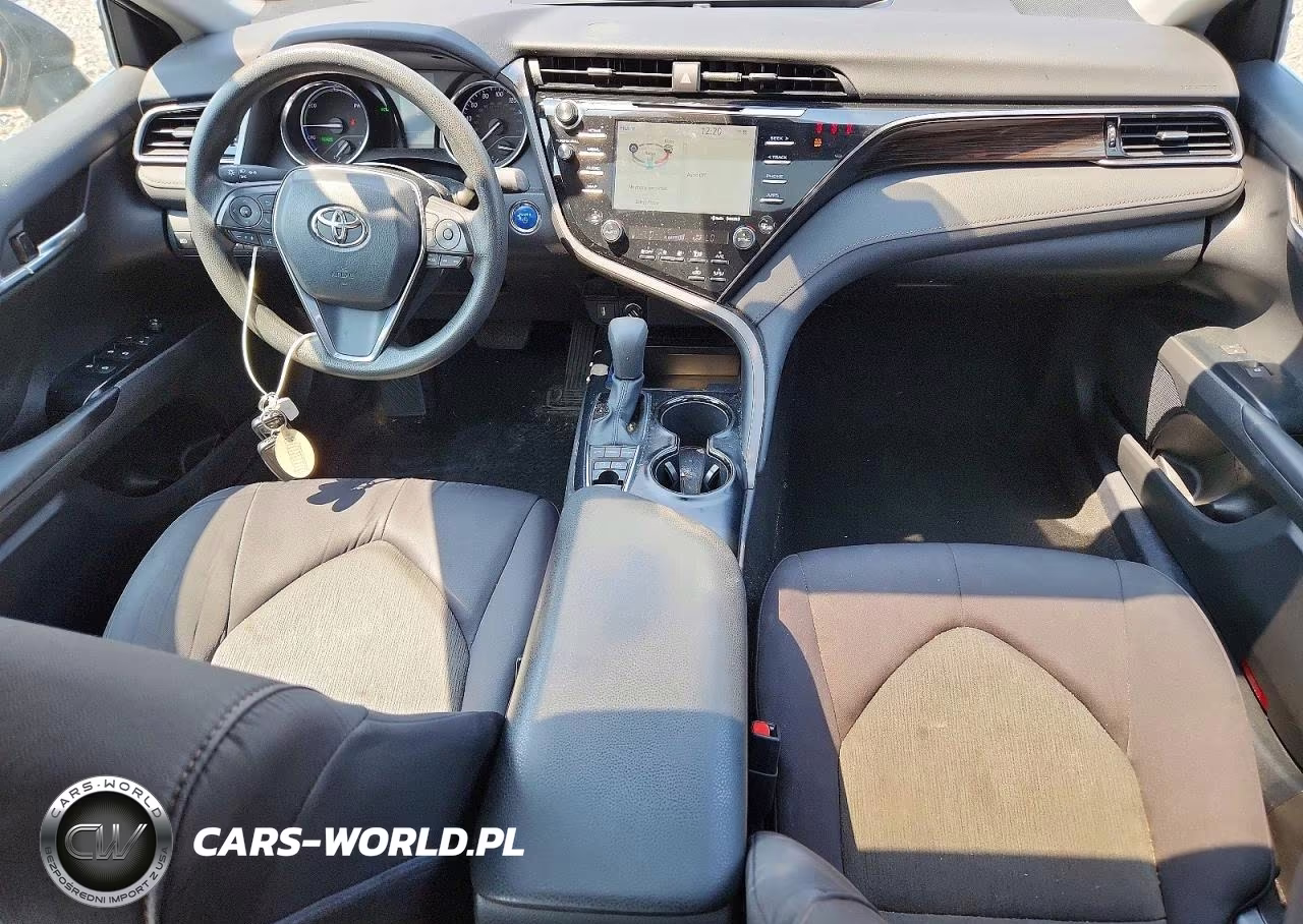 2020 Toyota Camry Le VIN:4T1E31AK7LU014392 - 8