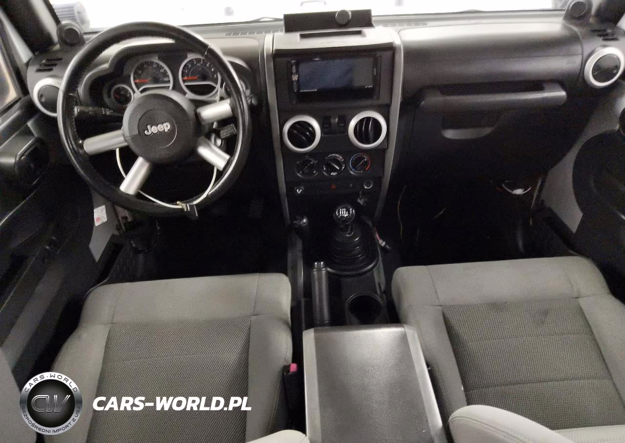 2008 Jeep Wrangler Sahara VIN:1J4FA54108L640480 - 8