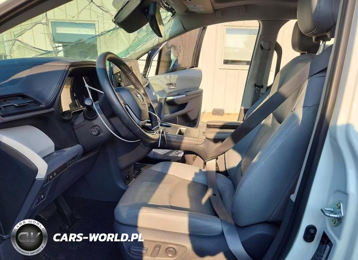 2021 Toyota Sienna Limited 7-Passenger VIN:5TDZRKEC9MS011982 - 7