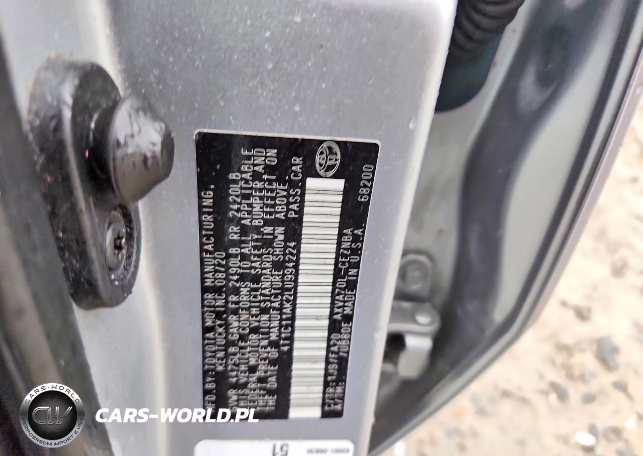 2020 Toyota Camry Le VIN:4T1C11AK2LU994224 - 12