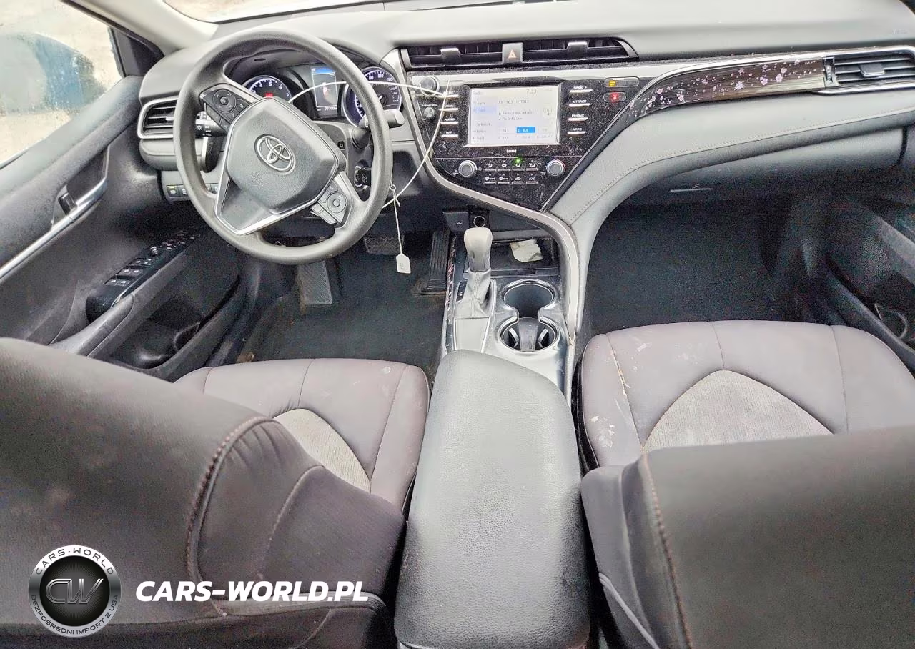 2020 Toyota Camry Le VIN:4T1C11AK2LU994224 - 8